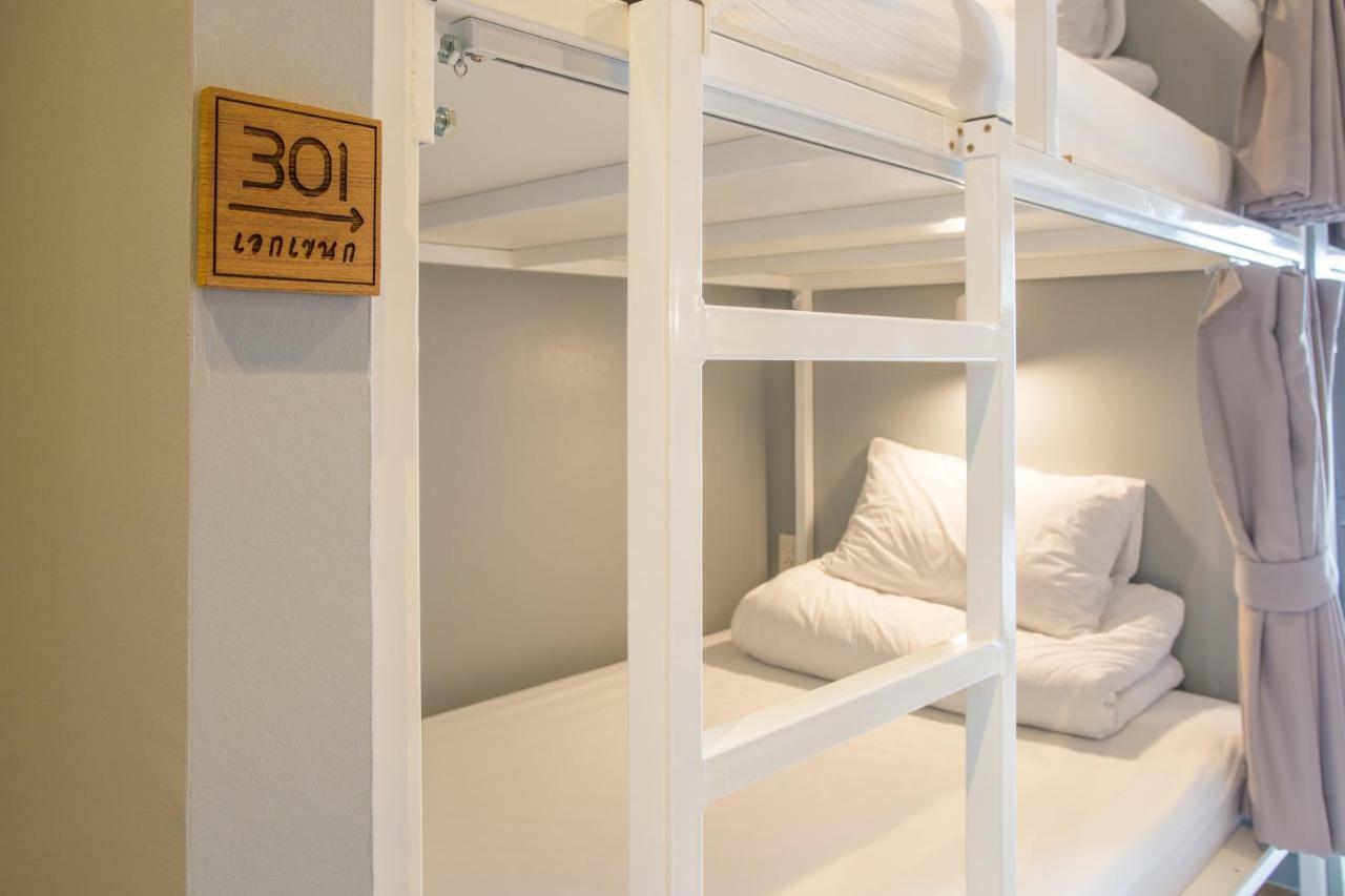 Ekanake Hostel Банкок Екстериор снимка